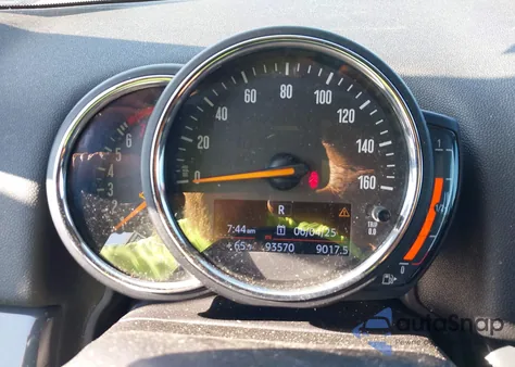 2019 Mini Countryman Cooper z USA, uszkodzony, nr VIN WMZYV5C57K3F57744